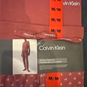 Women's Pajama Set, brand new, never worn.